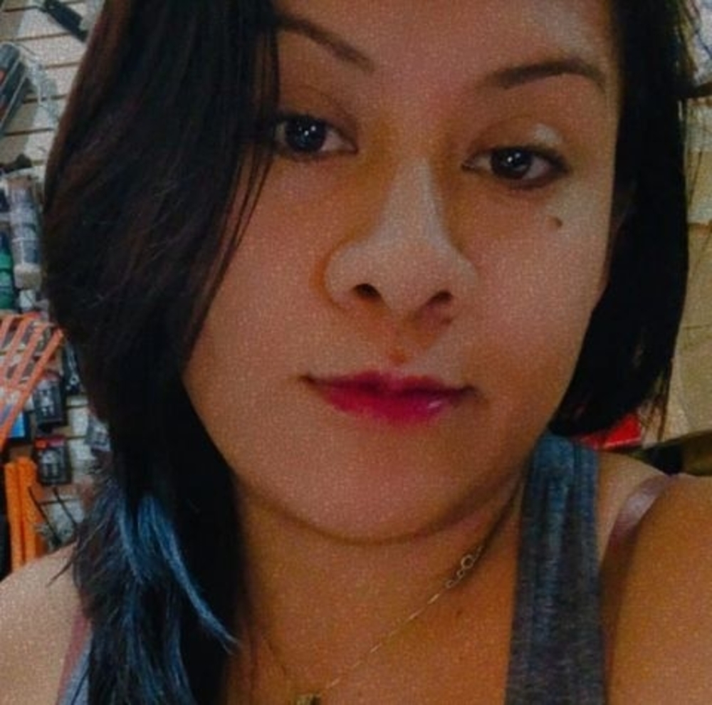 Meet your Posher, Beatriz